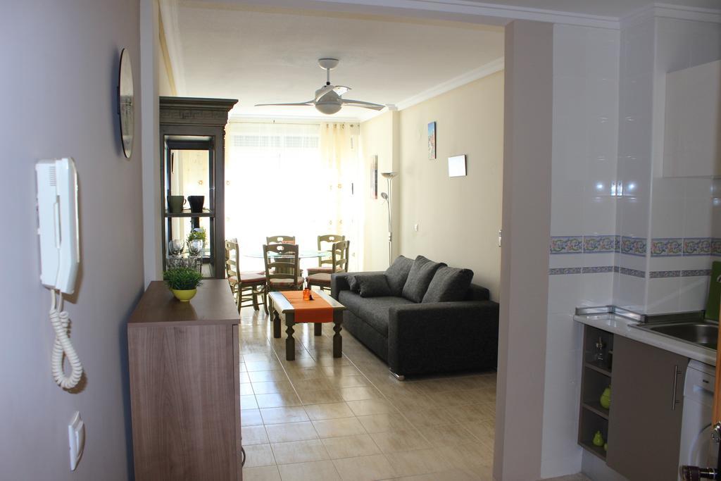 דירות טורבייחה Apartamento Mariposa חדר תמונה