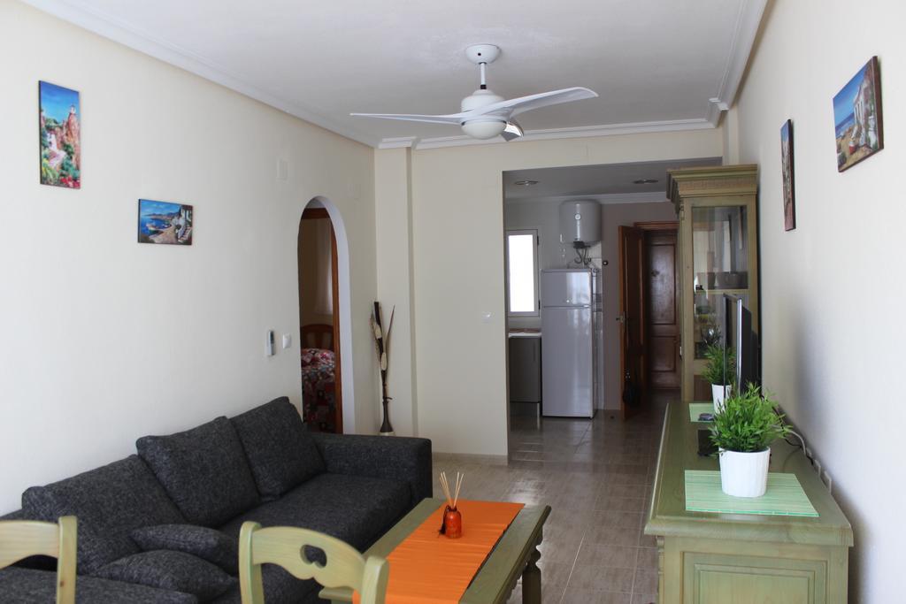 דירות טורבייחה Apartamento Mariposa חדר תמונה